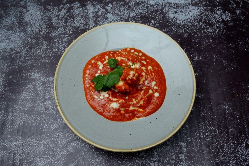 Red curry with cream and coriander